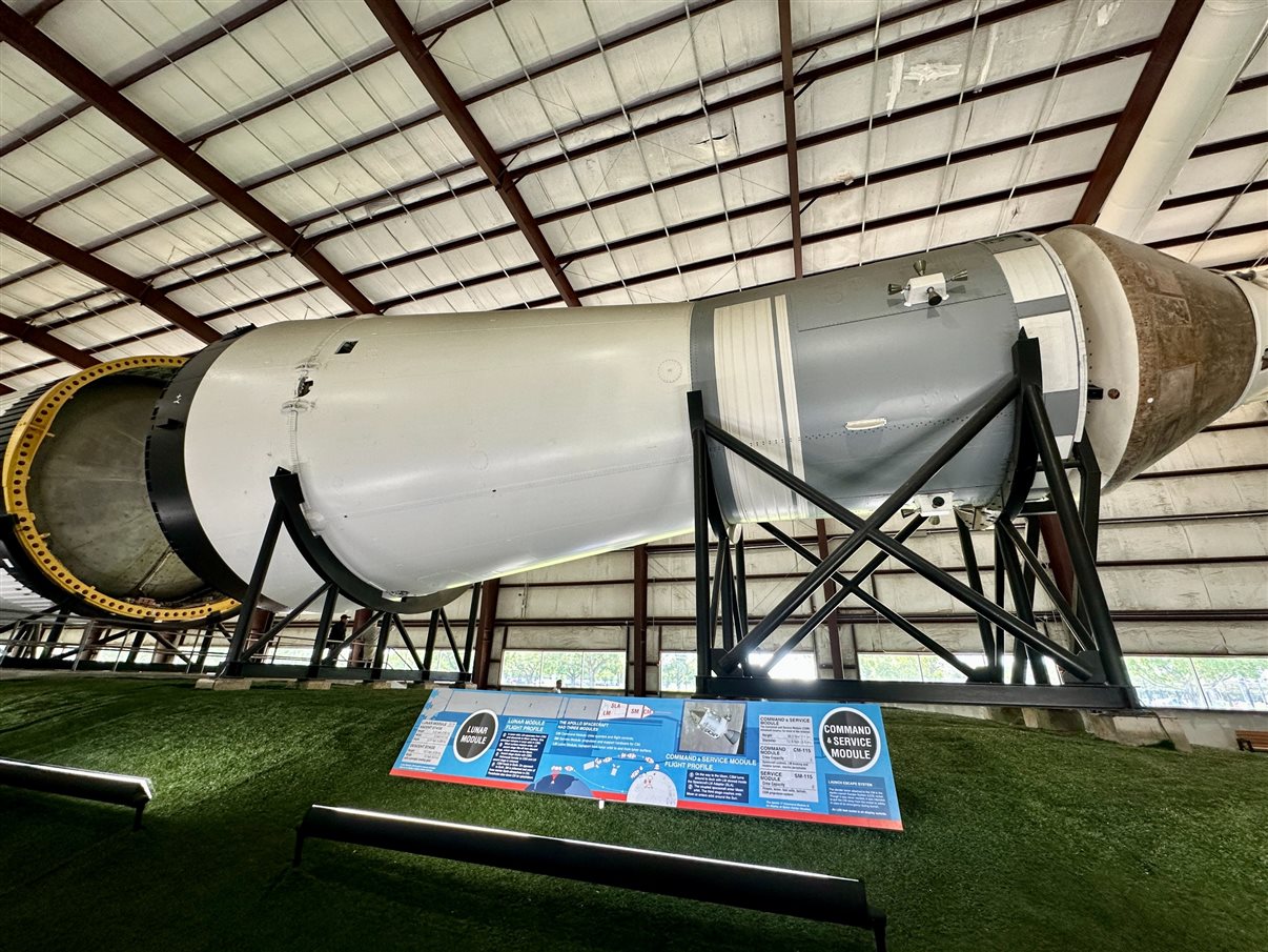 Rocket Park traz coleção de foguetes históricos 