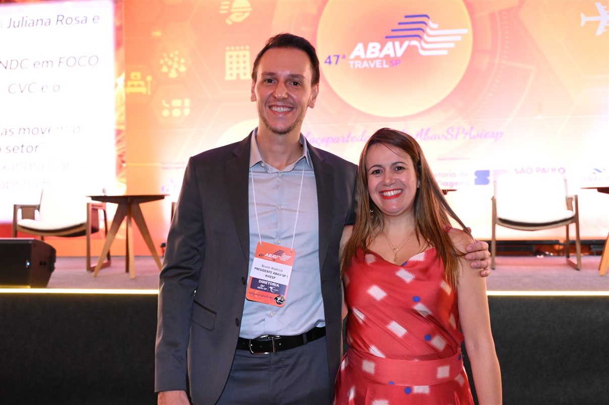 Marianna Alcorta, Bruno Waltrick e Juliana Assumpção, da Abav-SP/Aviesp