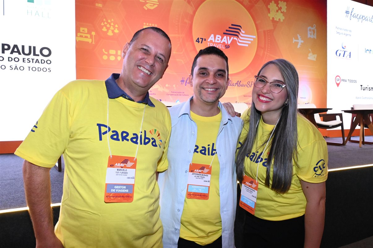 Marianna Alcorta, Bruno Waltrick e Juliana Assumpção, da Abav-SP/Aviesp