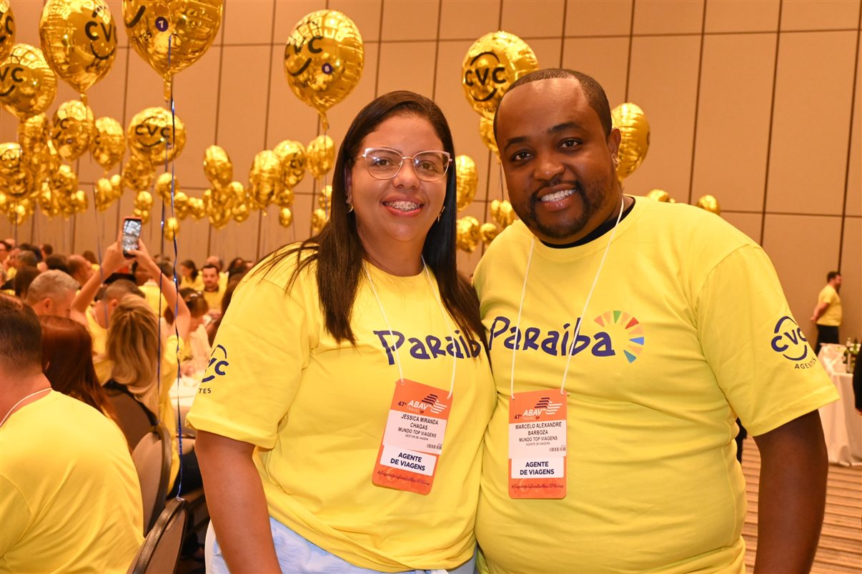 Equipes da CVC e PBTur preparam almoço para os agentes