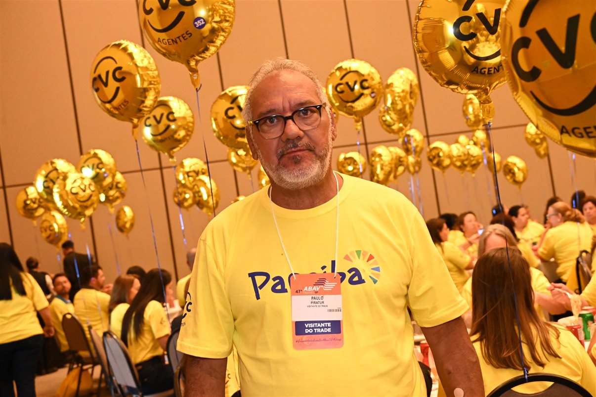 Equipes da CVC e PBTur preparam almoço para os agentes
