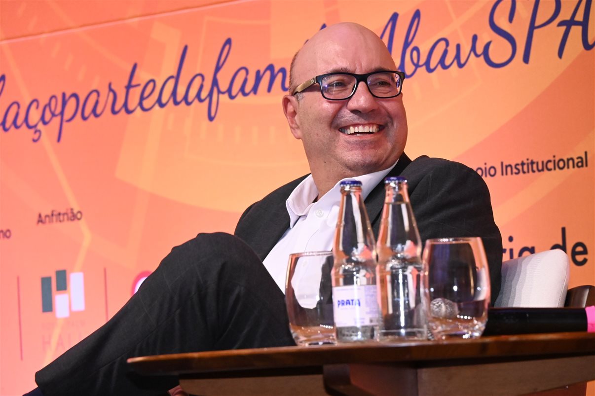 Tatiana Harfush e Luiz Castro, da Setur-BA