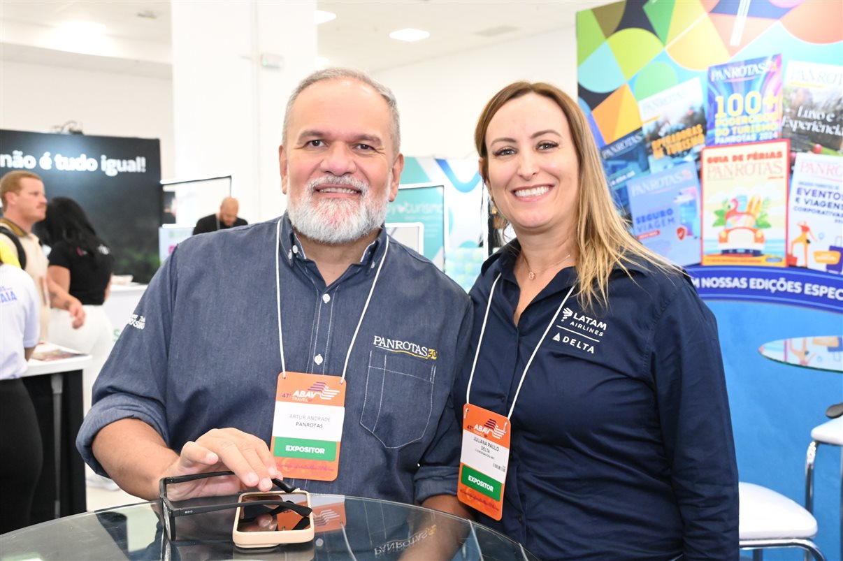 Tatiana Harfush e Luiz Castro, da Setur-BA