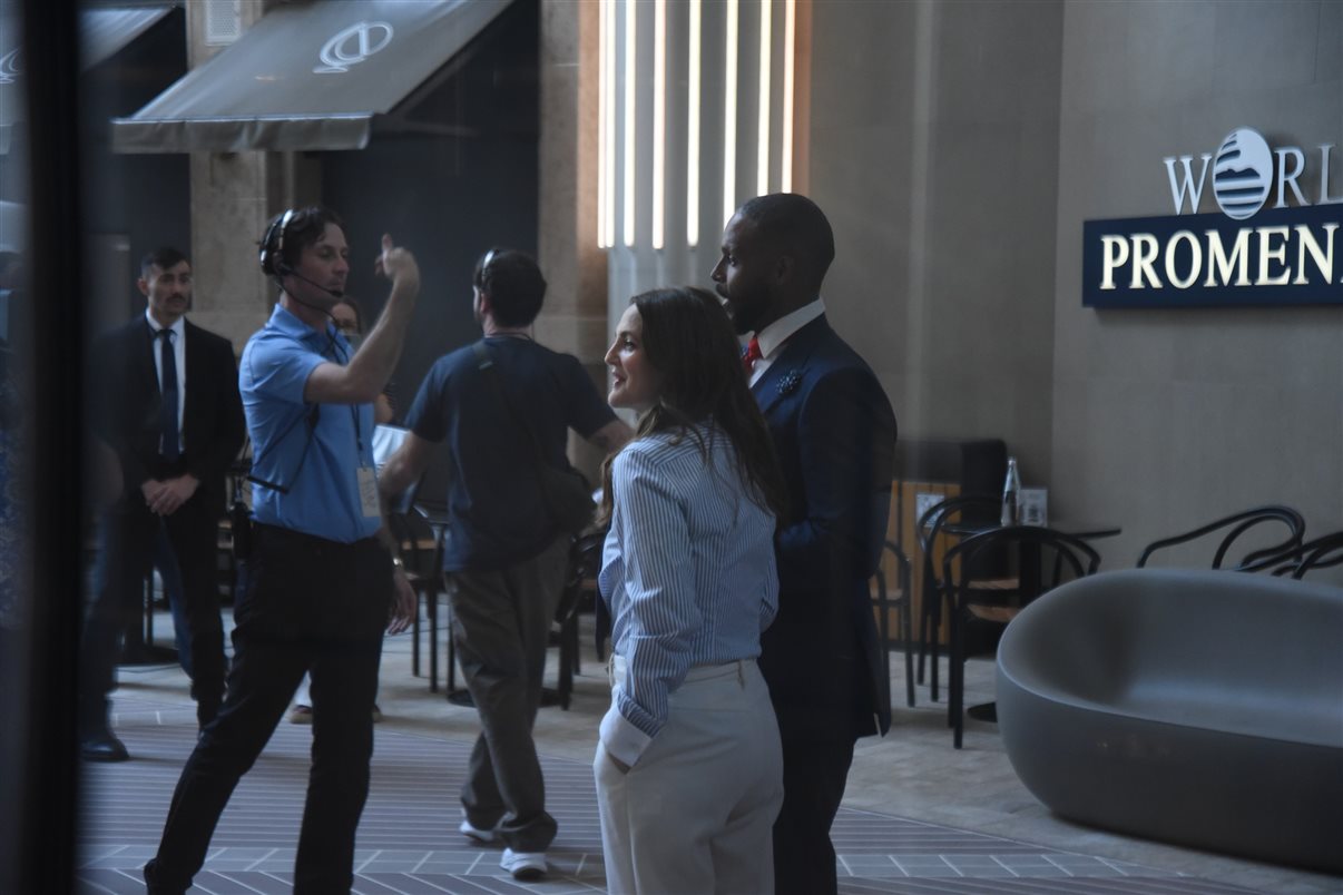 Orlando Bloom no espaço MSC Foundation, dentro do navio