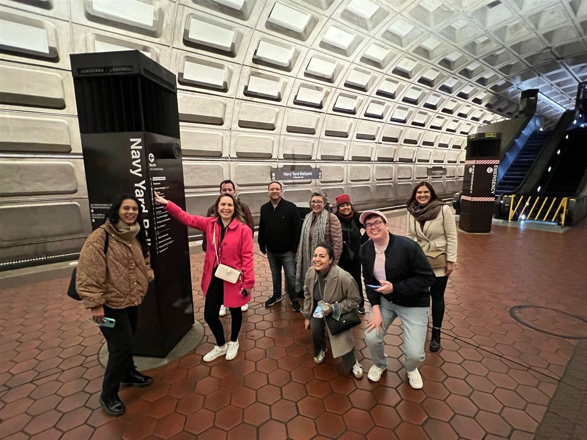 Grupo conheceu a equipe do Destination DC