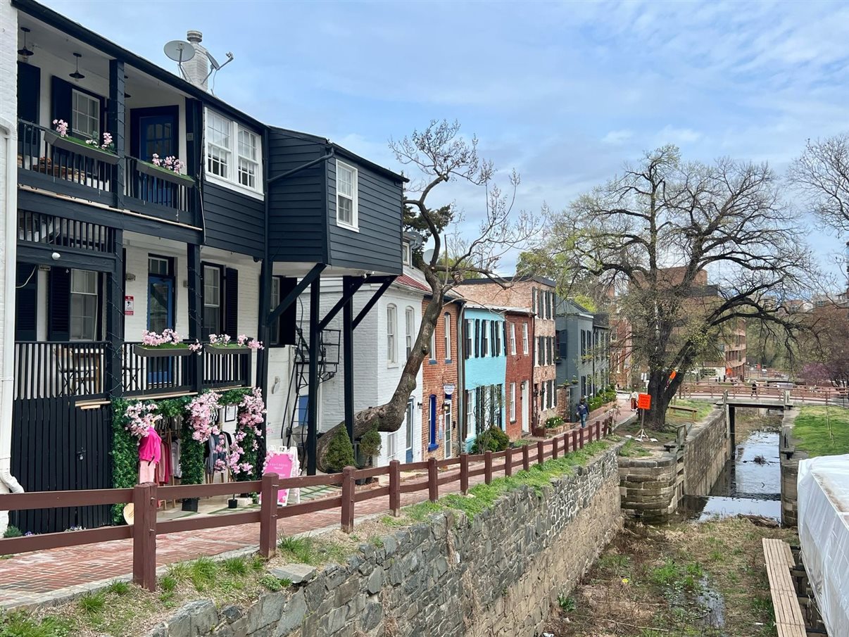 Grupo conheceu a equipe do Destination DC