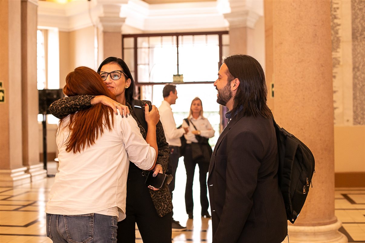 Patrícia Ribeiro, Executiva de Contas do Lufthansa Group, Agente Guilherme  Samuel e Daniela Anele, ambos Comercial da Flytour Business 