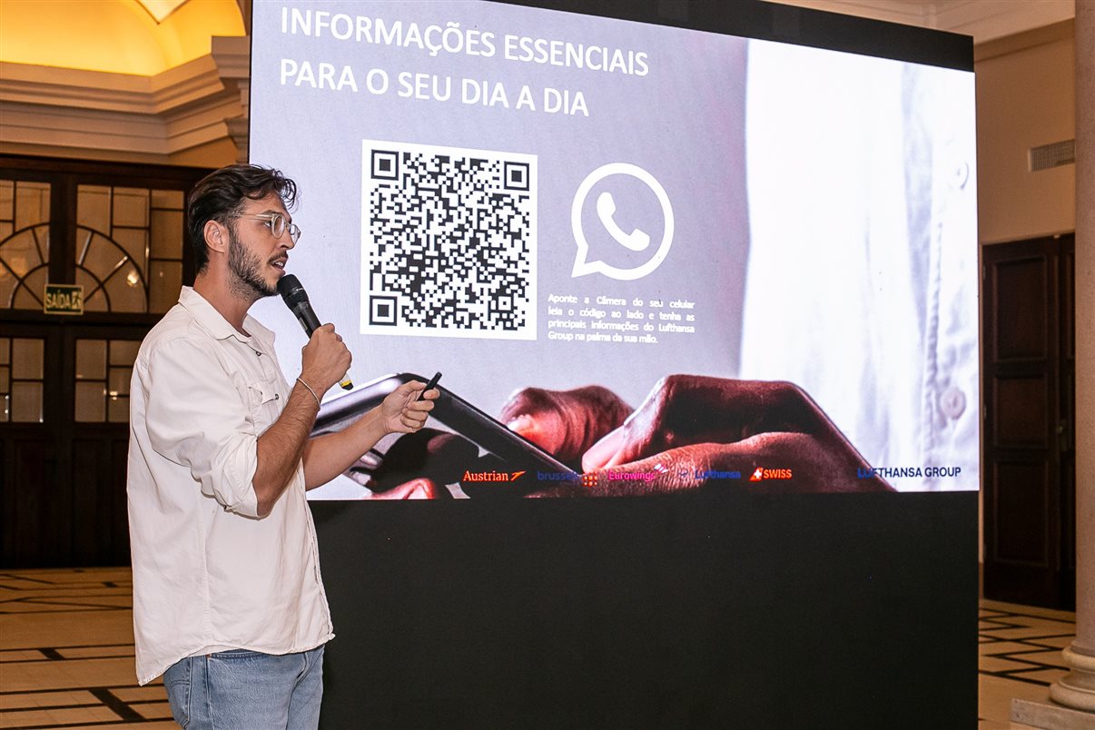 Patrícia Ribeiro, Executiva de Contas do Lufthansa Group, Agente Guilherme  Samuel e Daniela Anele, ambos Comercial da Flytour Business 