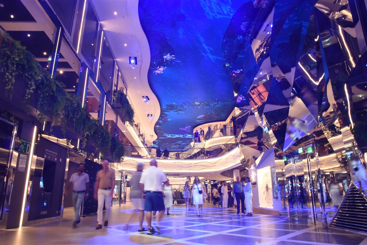 O MSC World America está oficialmente inaugurado