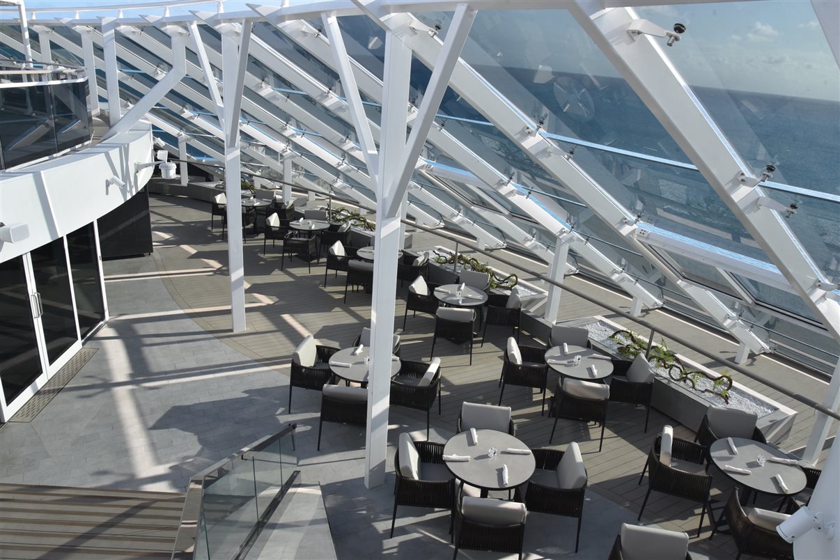 Yacht Club com vista para Ocean Cay