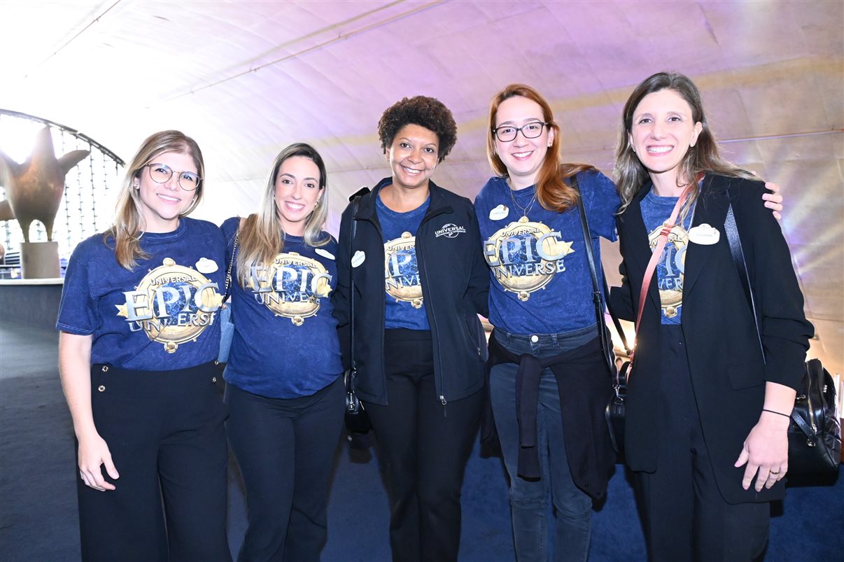 Marcos Paes de Barros, Juliana Pisani, Gabriella Cavalheiro e Martim Diniz, da Universal