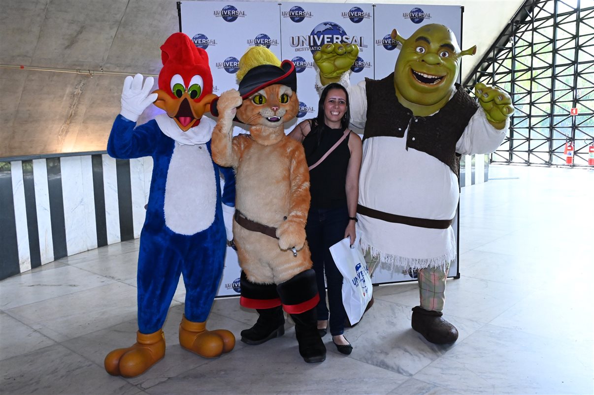 Marcos Paes de Barros, Juliana Pisani, Gabriella Cavalheiro e Martim Diniz, da Universal