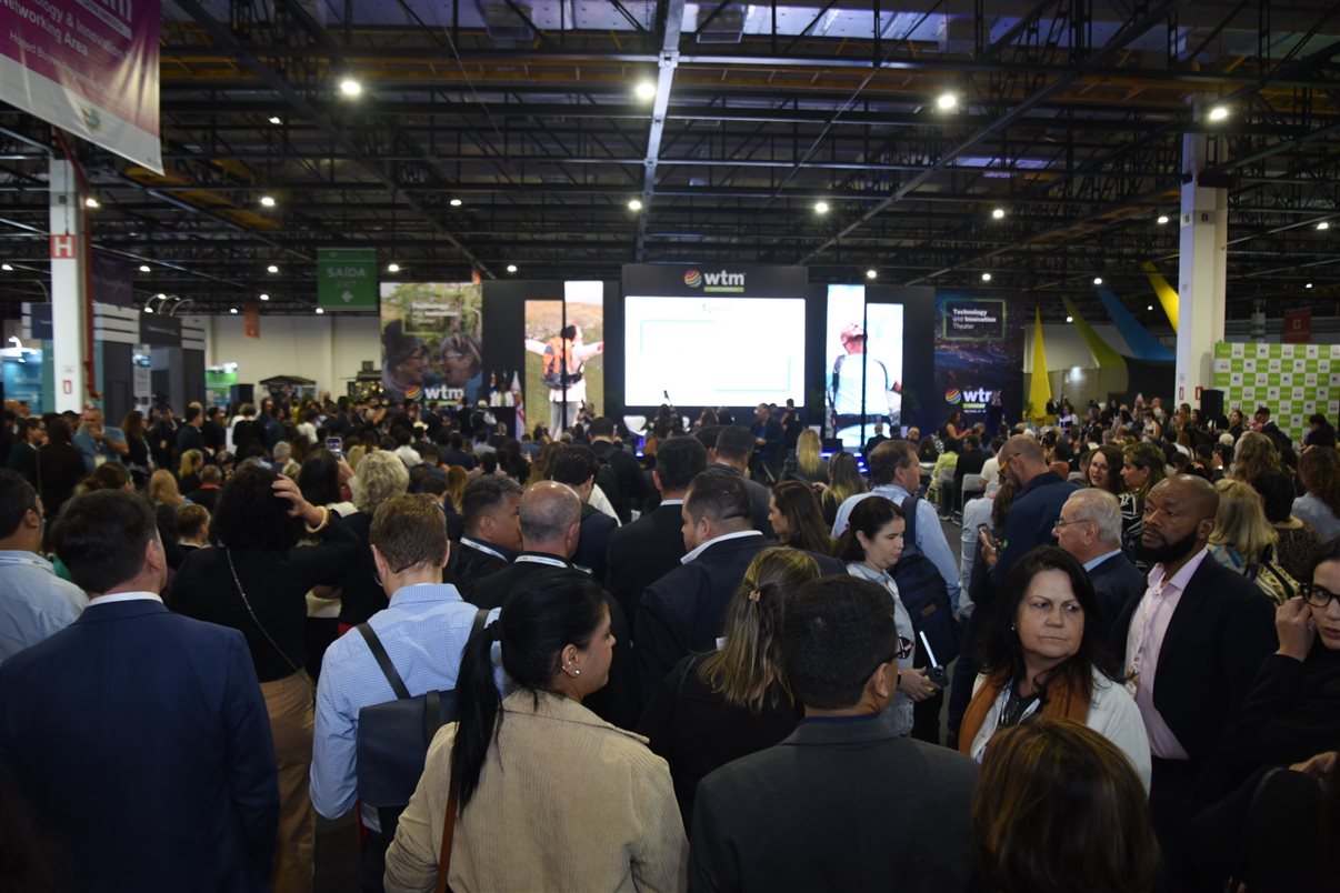 Rodrigo Ramos, Marina Figueiredo e André Lima, da Braztoa 
