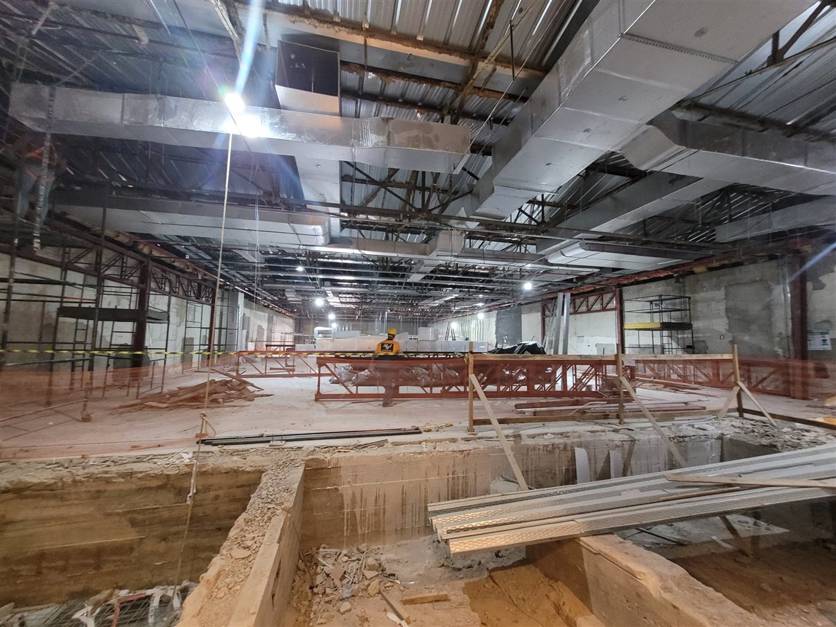 Visão do salão principal para eventos 