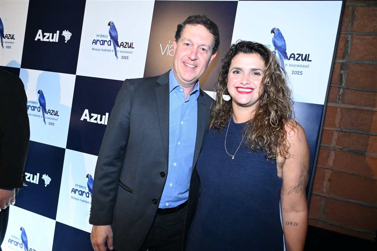 Erika Monti, da Azul Viagens Mooca, e Cristiani Piccin, da Amabiletur
