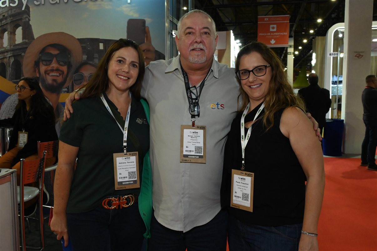 Jéssica Bueno, Luciana Nasser, Carla Cecchele e Glaucia Barbosa, da RCD Hotel