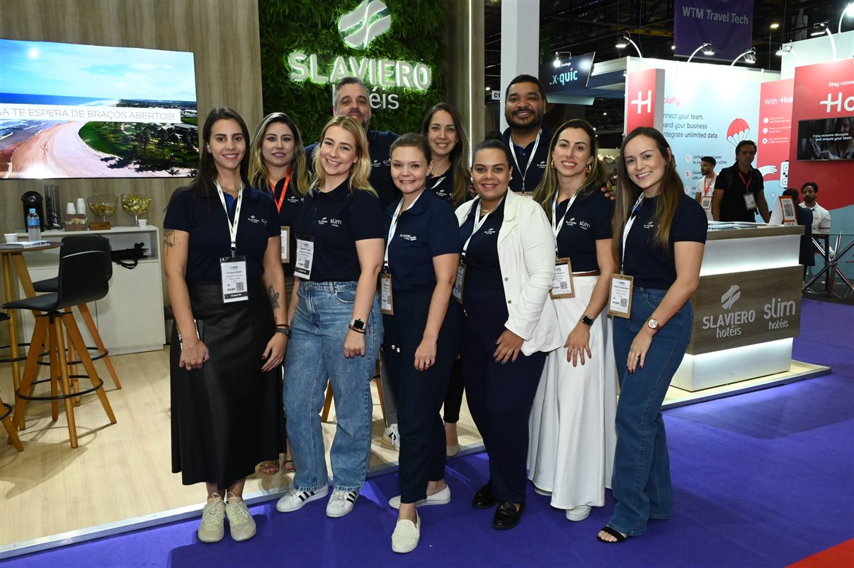 Jéssica Bueno, Luciana Nasser, Carla Cecchele e Glaucia Barbosa, da RCD Hotel