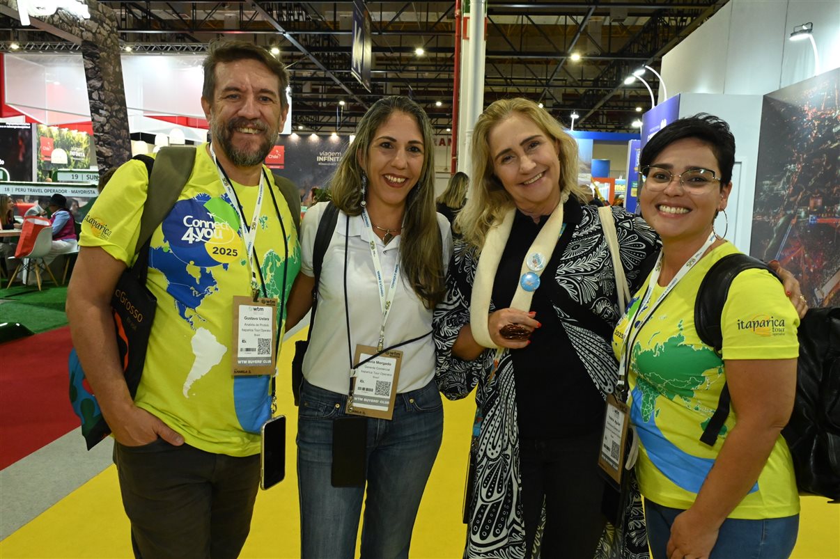 Jéssica Bueno, Luciana Nasser, Carla Cecchele e Glaucia Barbosa, da RCD Hotel