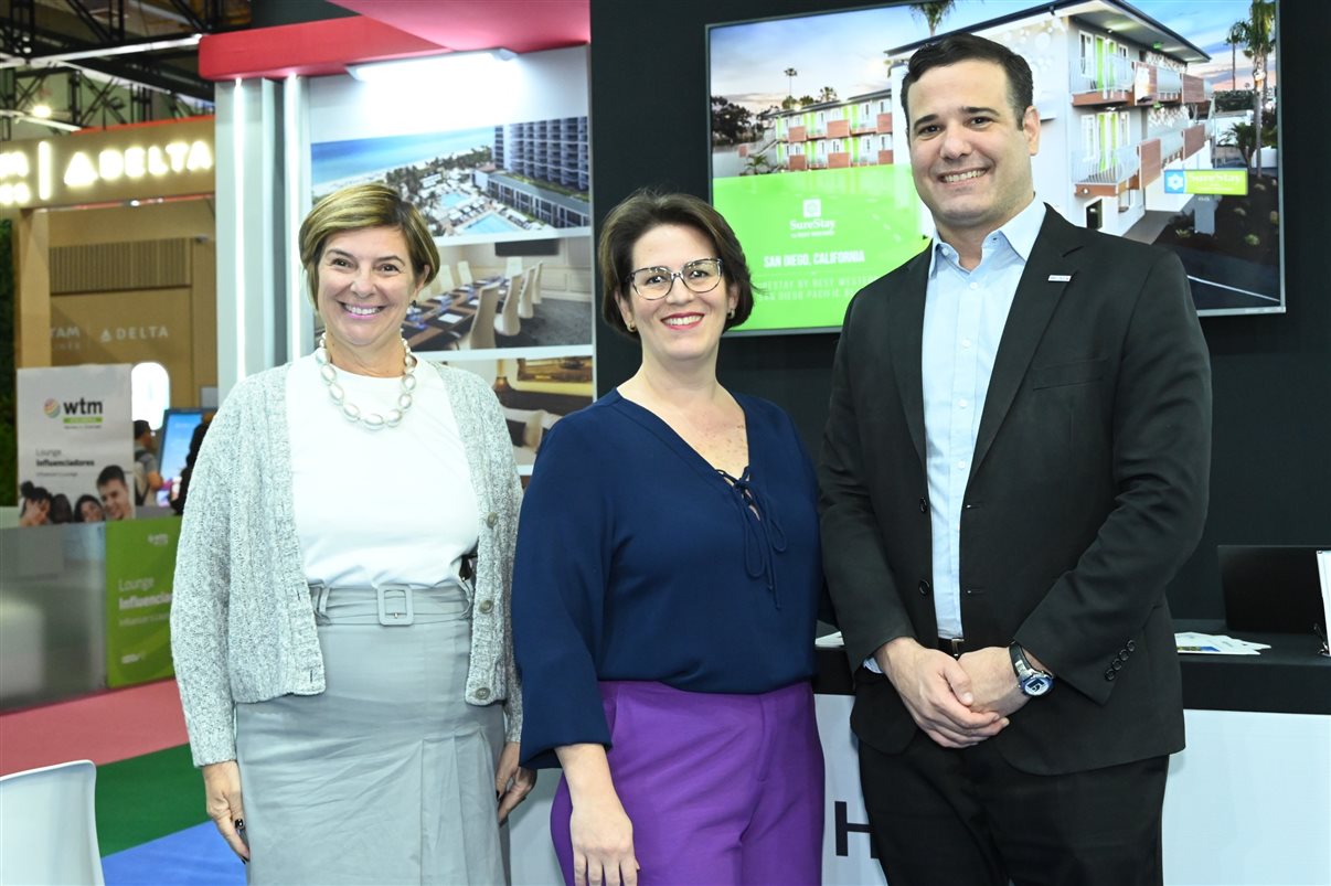 Jéssica Bueno, Luciana Nasser, Carla Cecchele e Glaucia Barbosa, da RCD Hotel