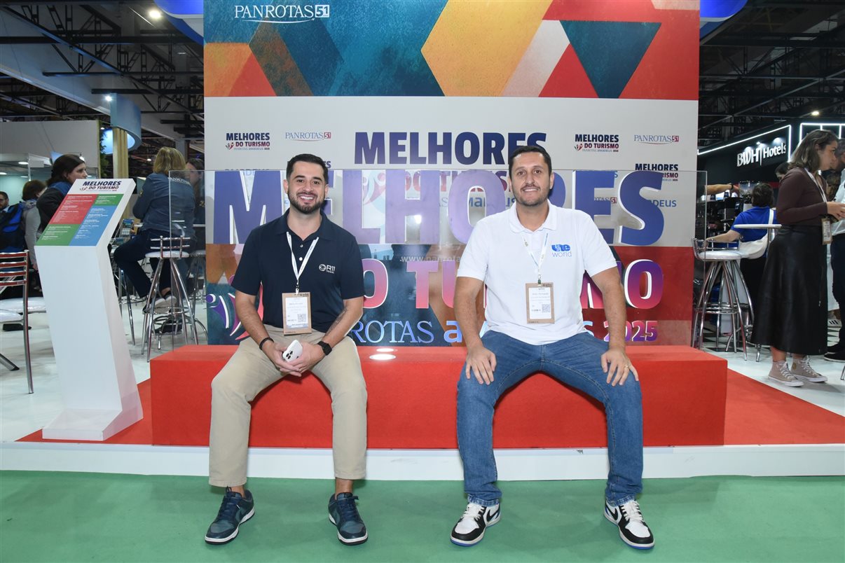 Guillermo Alcorta, da PANROTAS, e Felipe Gonzalez, da Cassinotur