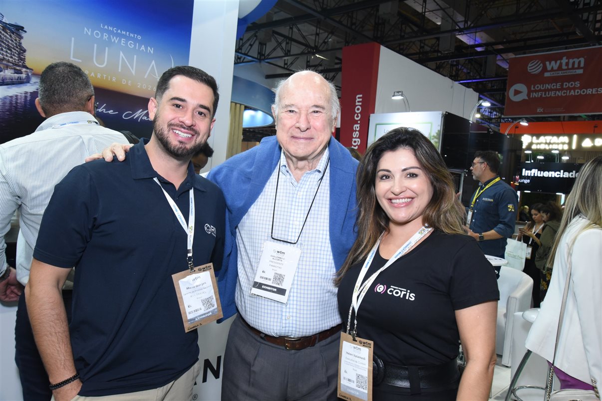 Guillermo Alcorta, da PANROTAS, e Felipe Gonzalez, da Cassinotur