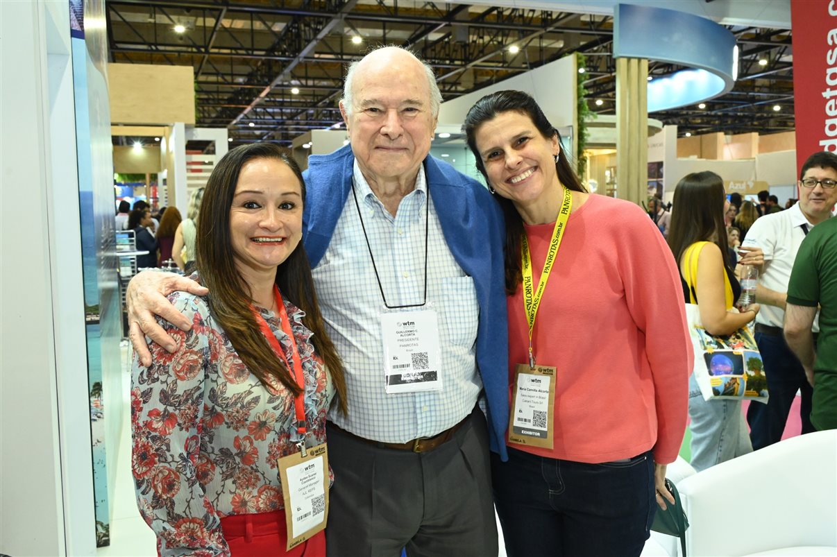 Marcela Cuesta, do Arakur Ushuaia, Guillermo Alcorta, da PANROTAS, Ana Medeiros, da Abav Nacional, e Maria Laura Pierini, do Visit Buenos Aires