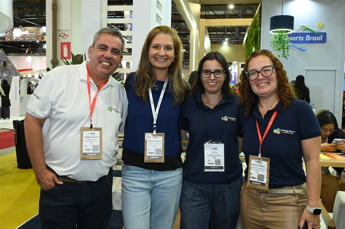 Marcela Cuesta, do Arakur Ushuaia, Guillermo Alcorta, da PANROTAS, Ana Medeiros, da Abav Nacional, e Maria Laura Pierini, do Visit Buenos Aires