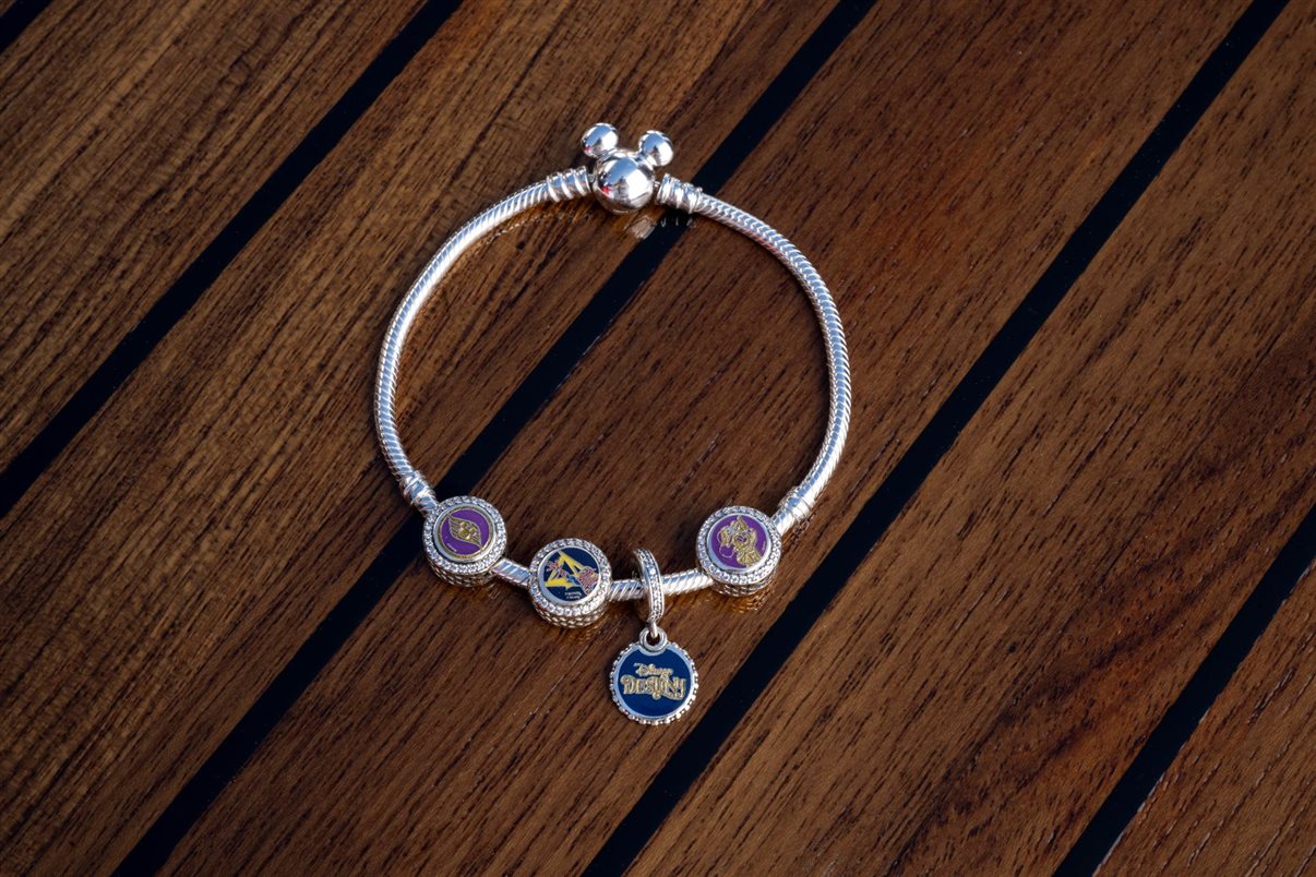 Super Character Collection  