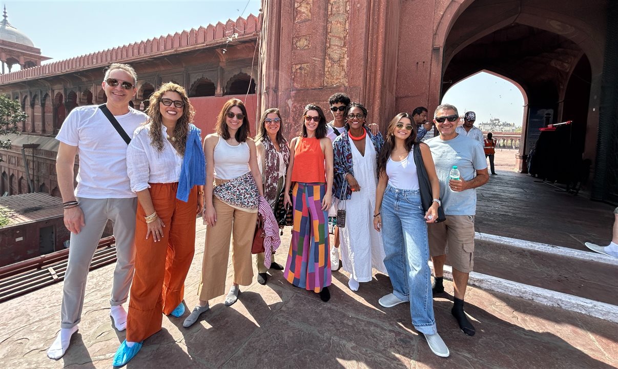 Grupo conhece a Jama Masjid, maior mesquita da Índia