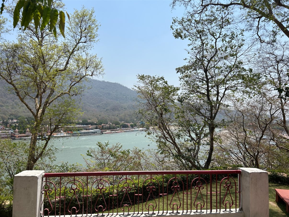 Espaço de meditação no Yoga Niketan