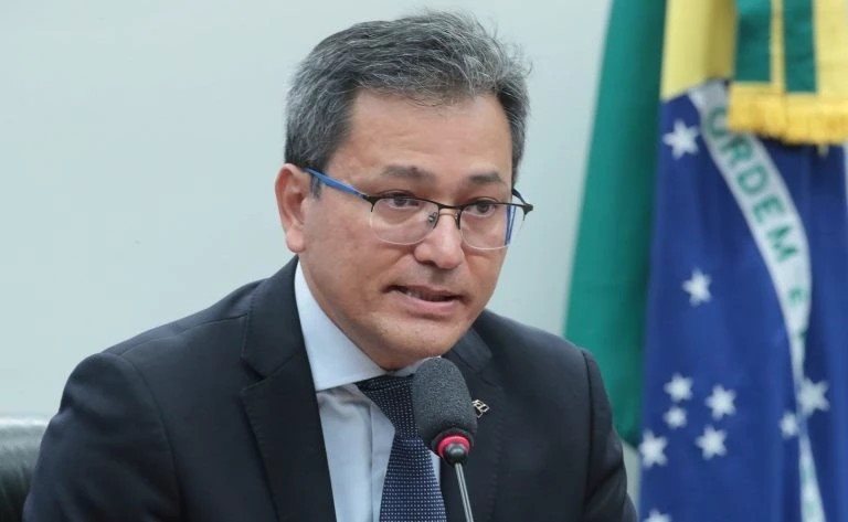 Secretário da Receita Federal, Robinson Barreirinhas