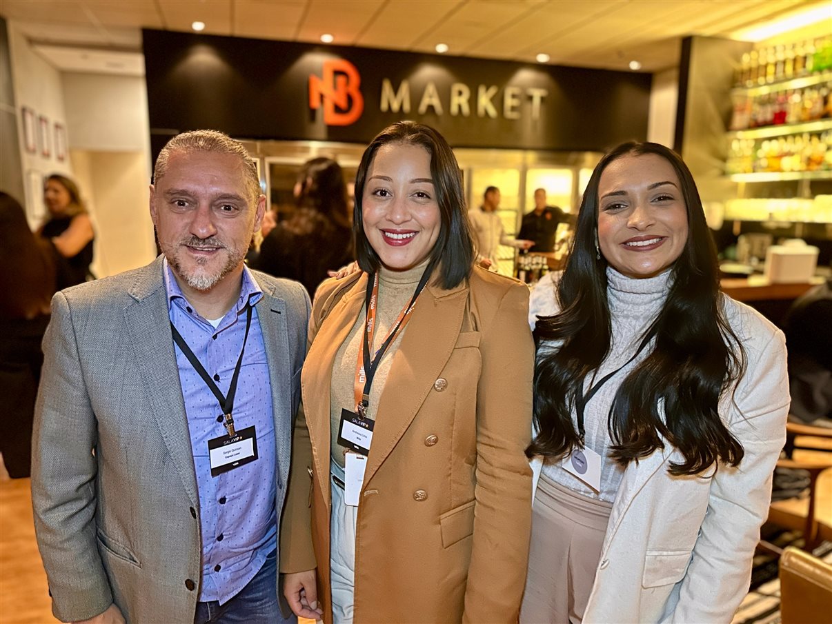 Tatiane Pavan, da VOLL, Josafá Pinheiro, da Lojas Torra, e Luana Nogueira, da Alagev