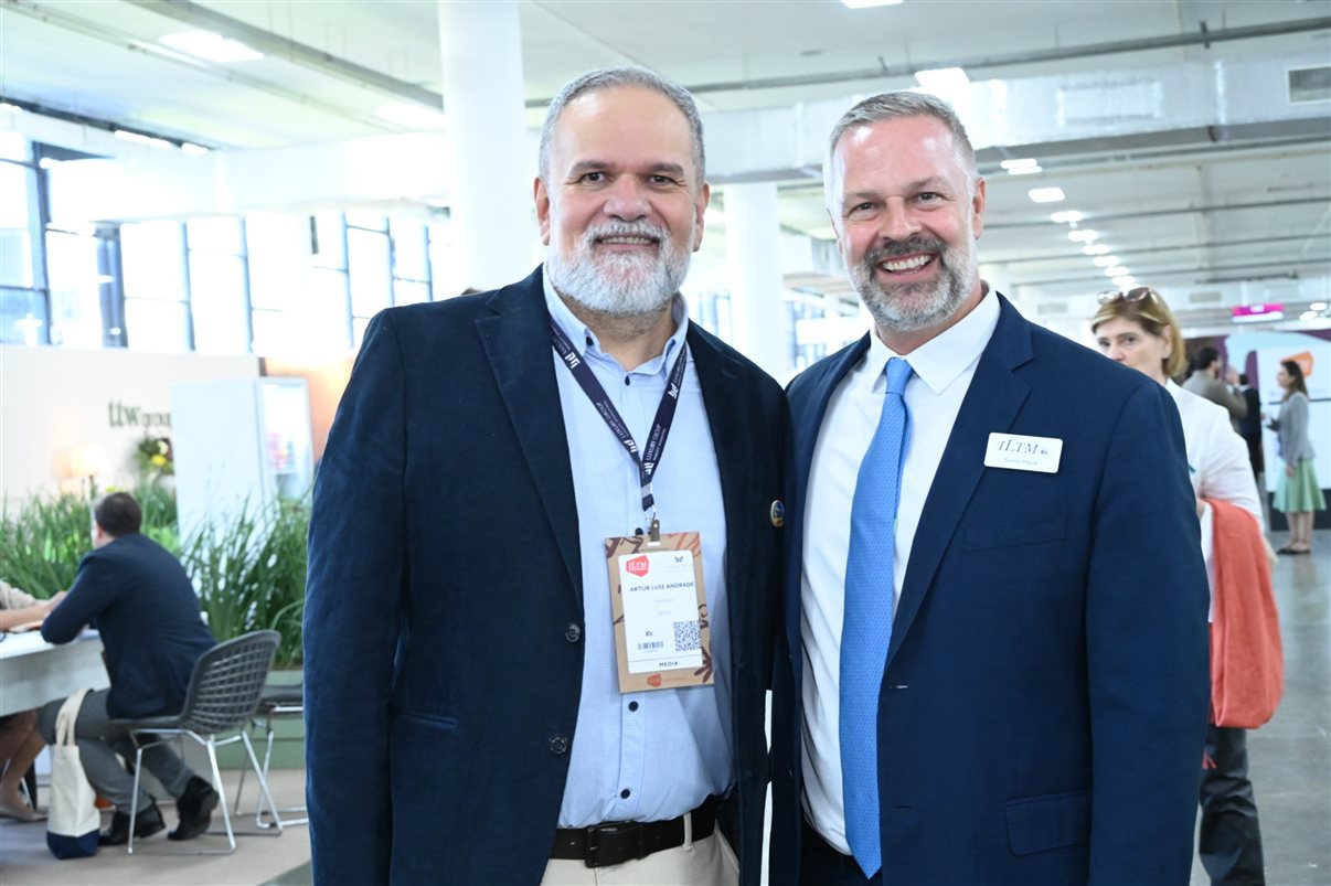 Artur Luiz Andrade, da PANROTAS, e Simon Mayle, da ILTM