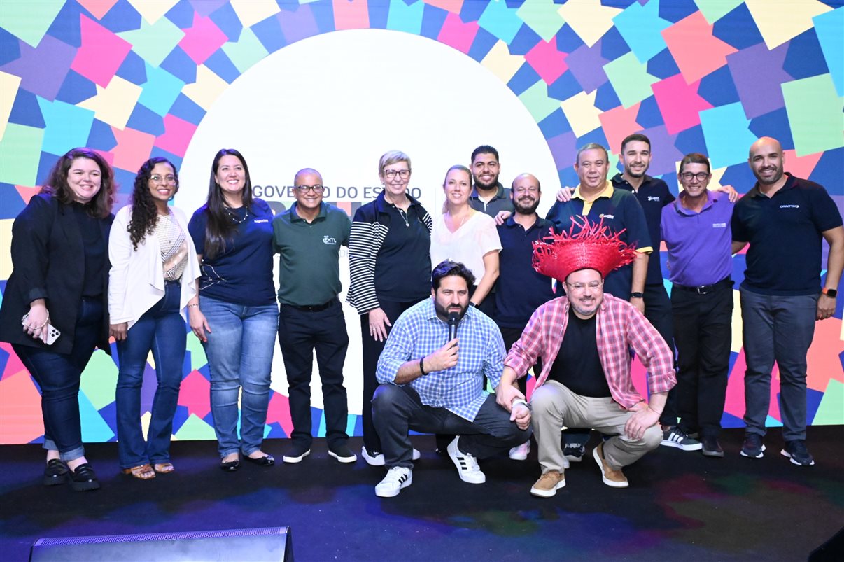 Erivaldo Silva, (Sagui), da Cativa, João Henrique Paulilo, secretário de Cultura, Esporte e Turismo de Alagoinha, e Ricardo Pereira, da EHTL Viagens