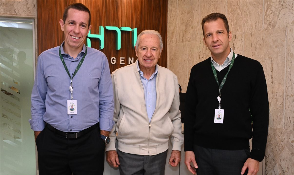 Flávio, Afonso e Rogério Louro tocam a EHTL