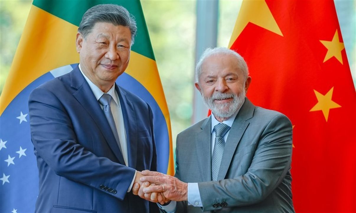 Xi Jinping e Lula, presidentes da China e Brasil, respectivamente
