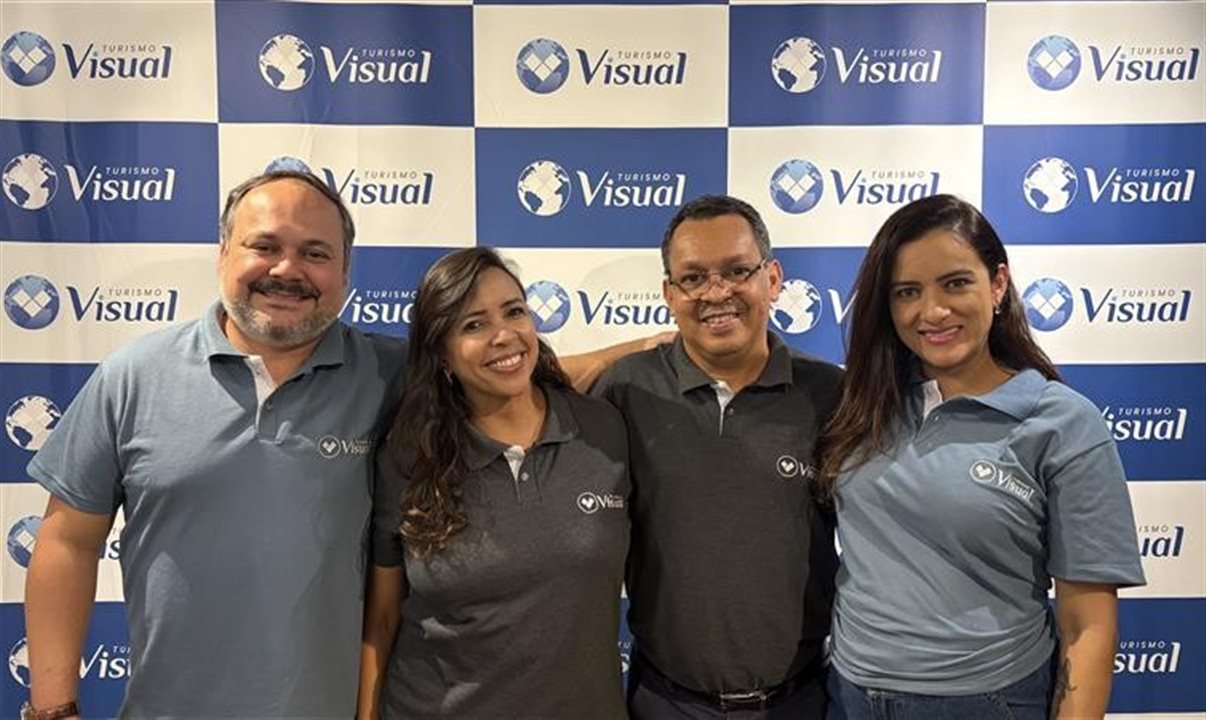 Vincent, Flávia, André e Rosália chegam à Visual