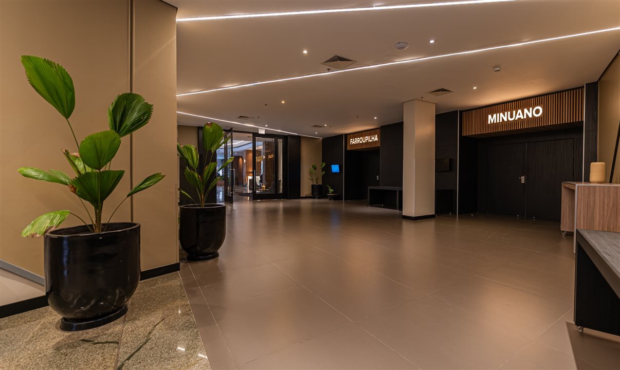 Deville Prime Porto Alegre oferece um centro de eventos com 11 salas