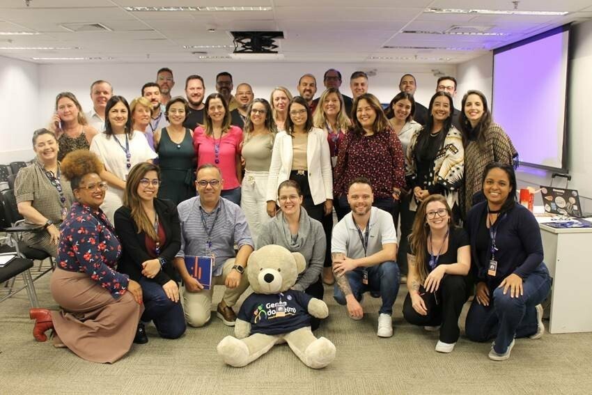 Uma das turmas de líderes que participaram do módulo 1 do programa BeLeader