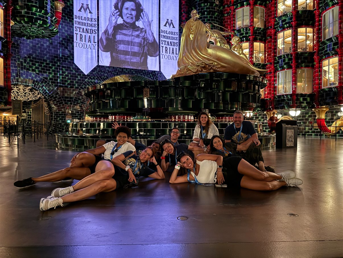 Uma foto dessas hein: Alessandra Santos, Tariana Cruz, Renato Gonçalves, Cristina Toshida, Martim Diniz, Fernanda Paranhos, Giulliana Mesquita, Gabriella Cavalheiro, e Ricardo Bezerra