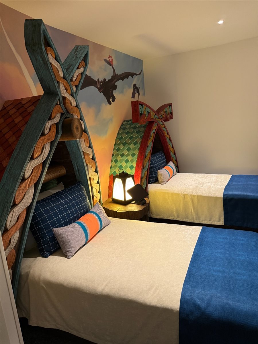 Como Treinar Seu Dragão no Helios Grand Hotel
