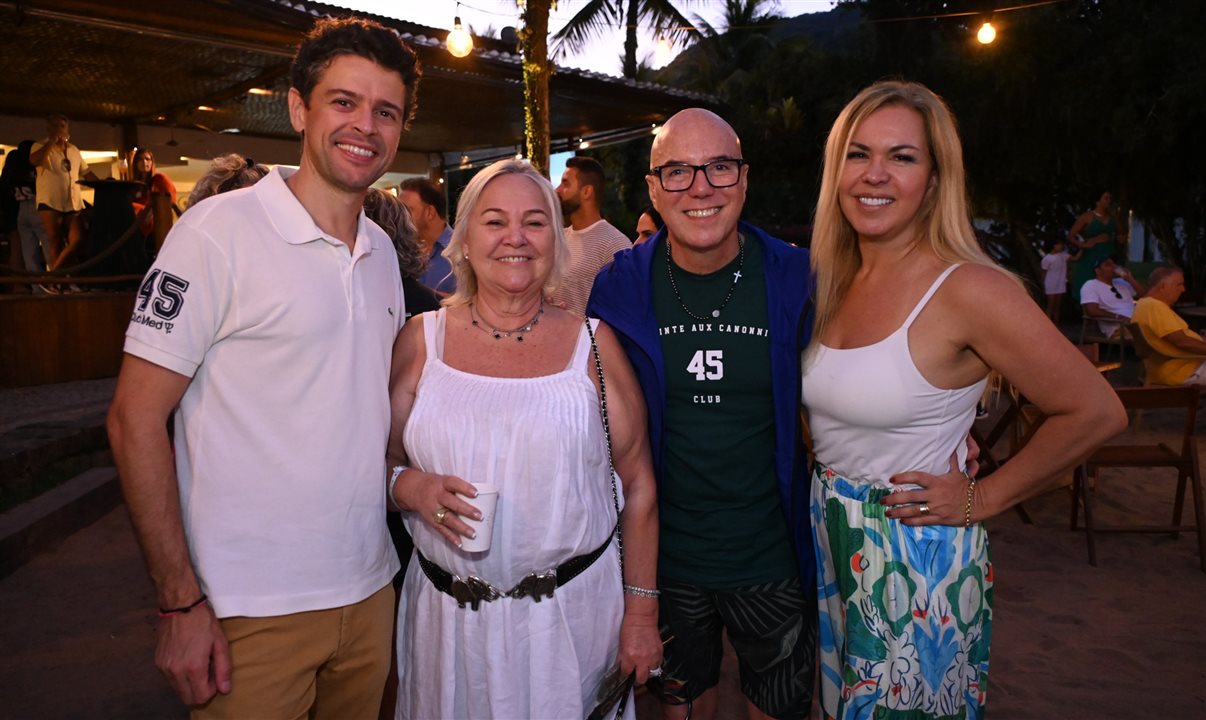Jeremie Hoss, do Club Med, Mase Oliveira, da Masetur, Marco Oliva, do Club Med, e Patricia Regia, da RSVP Tour