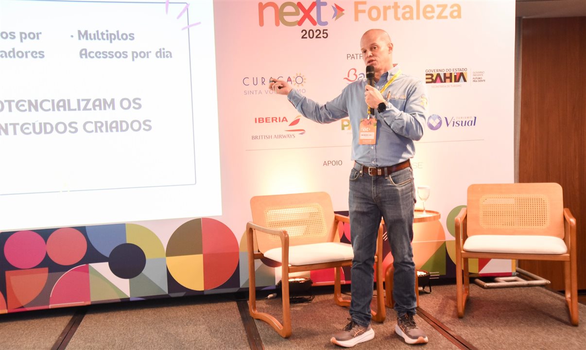 No PANROTAS Next Fortaleza, José Guilherme Alcorta, CEO da PANROTAS, apresentou as palestras Scroll & Go – A jornada social dos viajantes brasileiros e O AGENTE I.A.