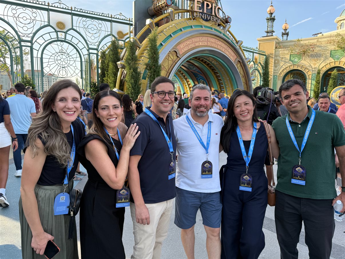 Gabriella Cavalheiro, diretora da Universal Destinations & Experiences para a América Latina