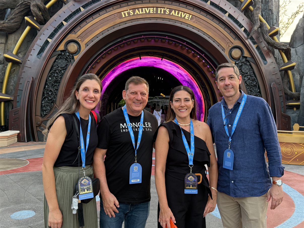 Gabriella Cavalheiro, diretora da Universal Destinations & Experiences para a América Latina