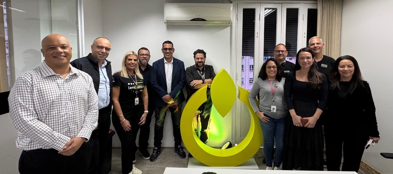 A Lemontech também incluiu na versão atualizada de seu aplicativo a possibilidade do usuário fazer o login de acesso por biometria