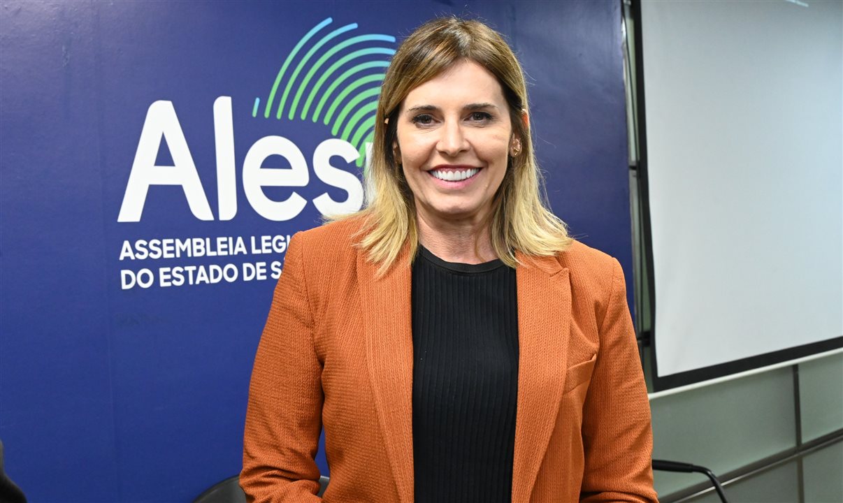 Deputada Solange Freitas durante audiência realizada em São Paulo