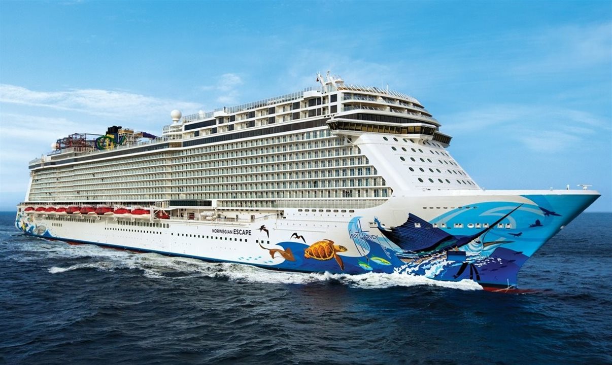 A Norwegian Cruise Line (NCL) oferece cruzeiros em diversos destinos que podem ser o componente marítimo de um pacote Land & Sea