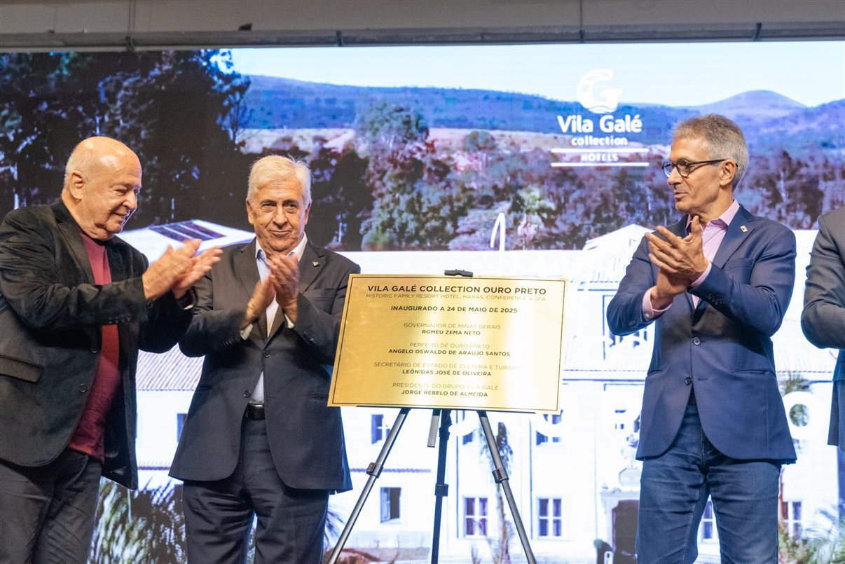 Angelo Oswaldo de Araújo Santos, prefeito de Ouro Preto, Jorge Ribeiro de Almeida, presidente do Vila Galé, e Romeu Zema, governador de Minas Gerais
