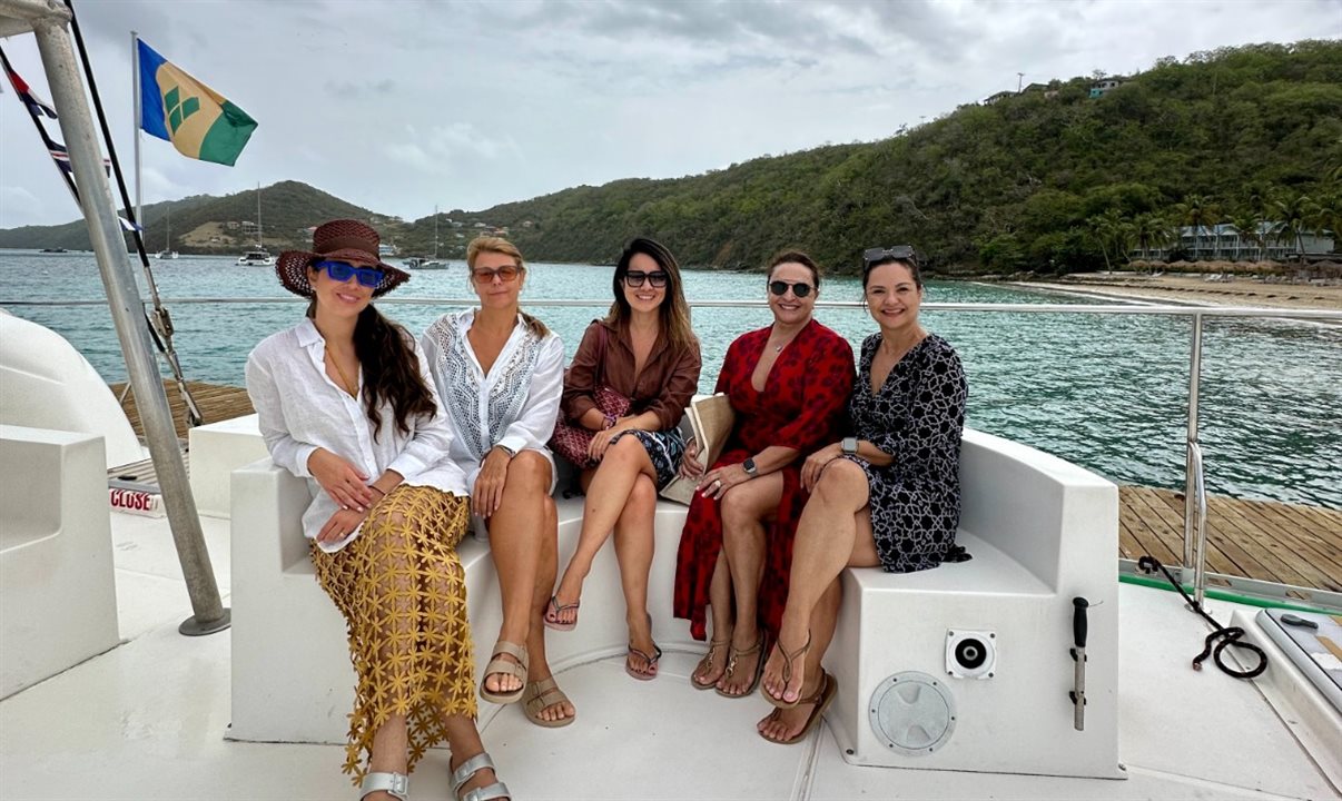 Tatiana Assad, da TA Travel, Claudia Bernardo, da Six Viagens, Viviane Yumi, da Mali Travel, Ucha Verissimo, da Link Premium Viagens, e Patricia Lumy, da Get Out N About Travel